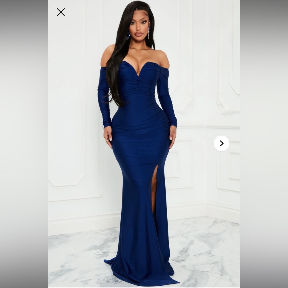 Off-Shoulder Navy Blue Evening Gown